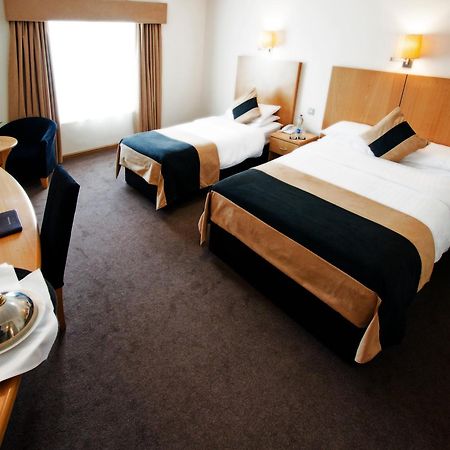 La Mon Hotel & Country Club Castlereagh Bagian luar foto