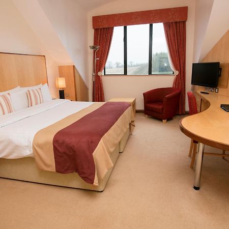 La Mon Hotel & Country Club Castlereagh Bagian luar foto