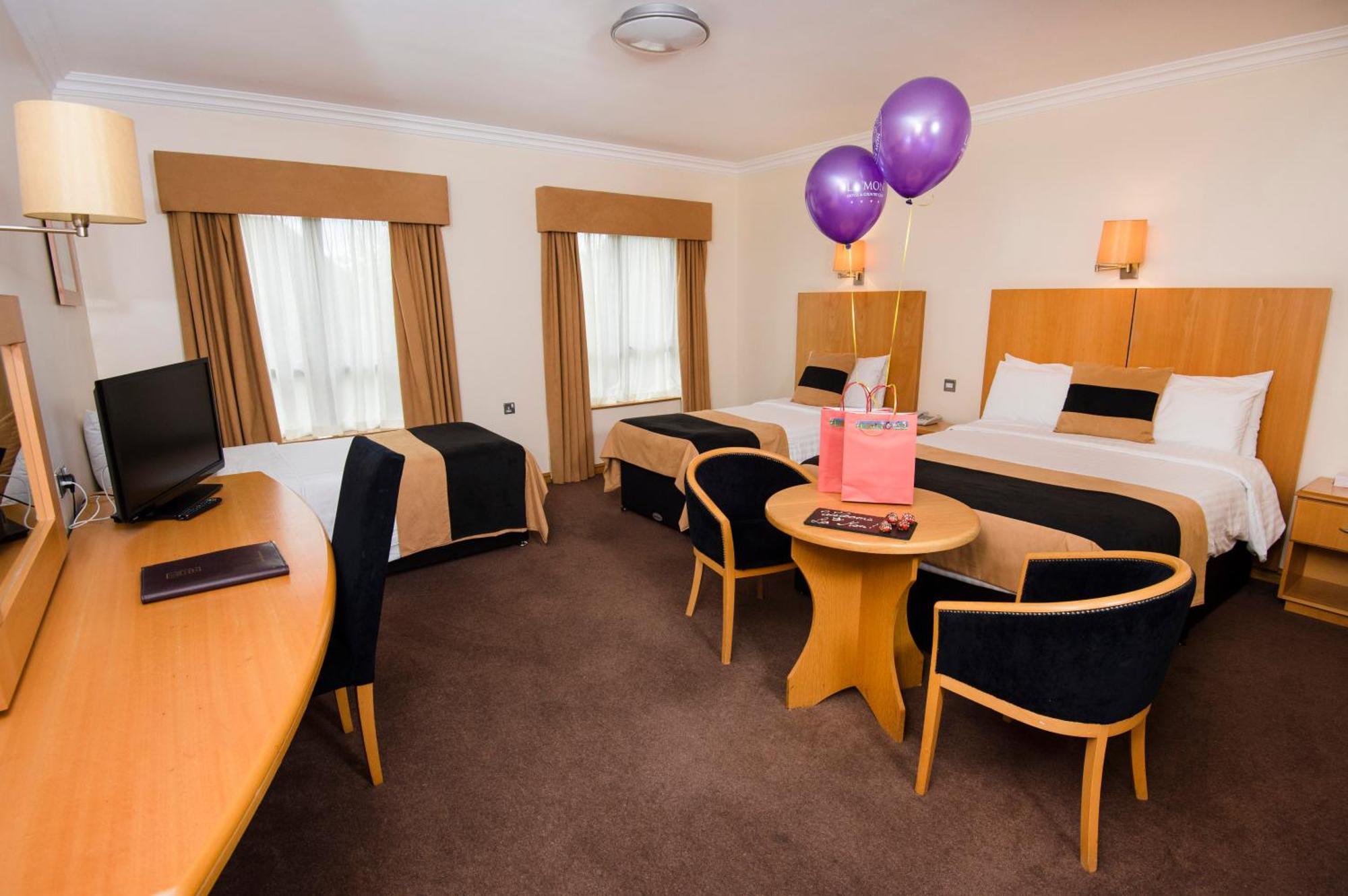 La Mon Hotel & Country Club Castlereagh Bagian luar foto